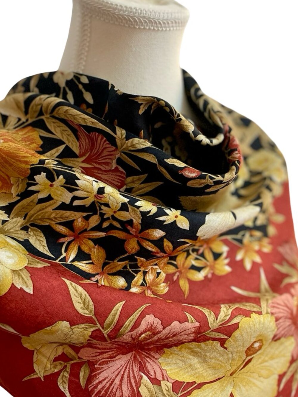 Jim Thompson Floral Silk Scarf 🌺 Rusty Red & Black Botanical Print | 33 x 32 - Picture 3 of 9